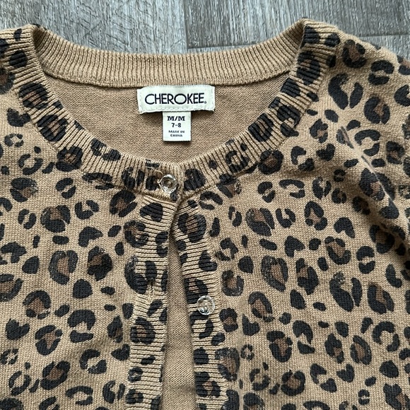 Cherokee Button Down Cardigan - Picture 2 of 3